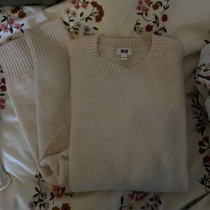 uniqlo lambswool sweater